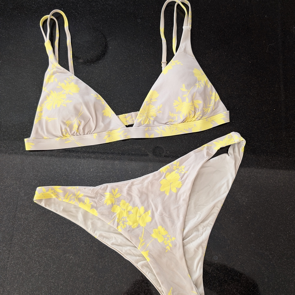 Amuse Society Shdw Haven Bikini Triangle Top & Skimpy Bottom